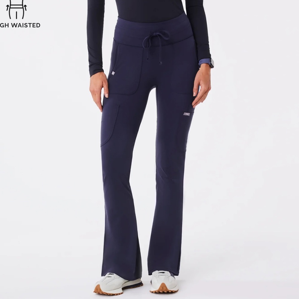 NWT!!! FIGS High Waisted Seville Flare ScrubLegging in NAVY